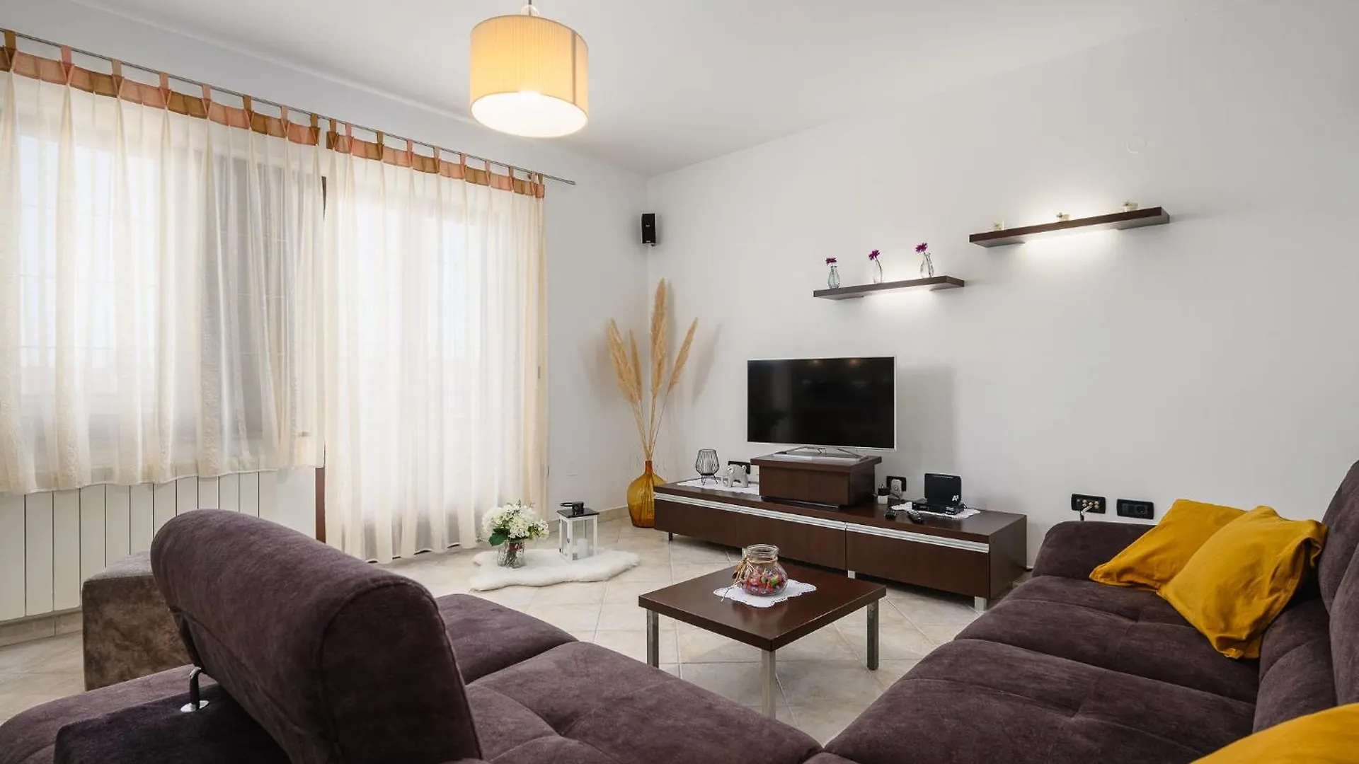 Villa Dido Nini Cere